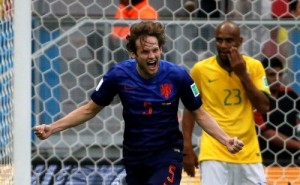 Blind se sumó a la lista de jugadores que le hicieron un gol a Brasil en este Mundial. 