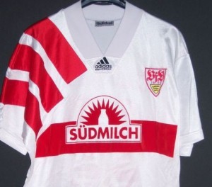 La casaca del VFB Stuttgart de la temporada 92.